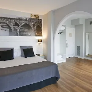 Pamplona Hotel Vic