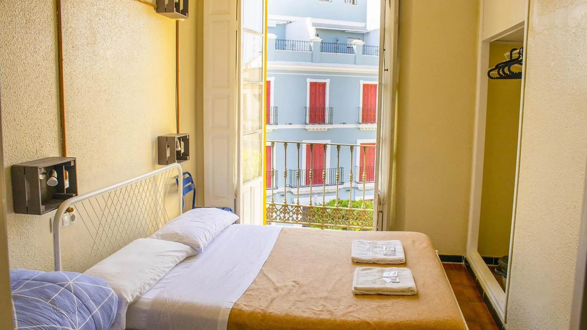 Onefam Centro Hostel Seville 0*,